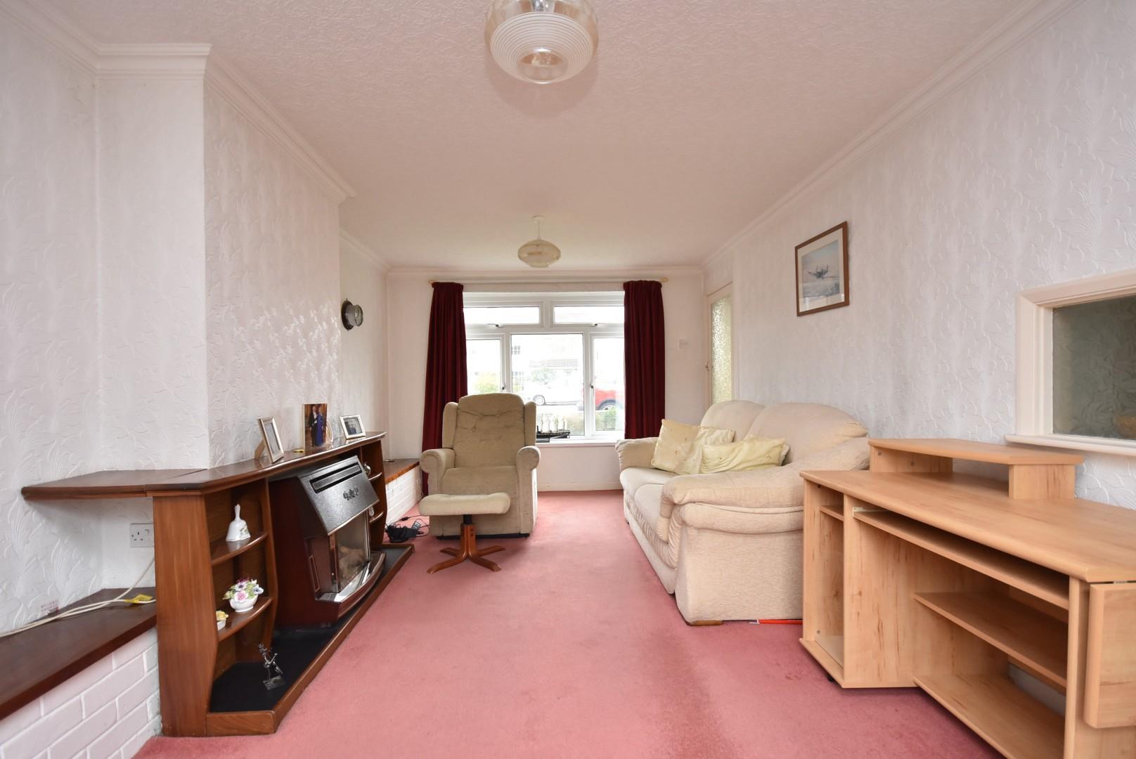 32 Laburnum Way, Penarth, CF64 3NF